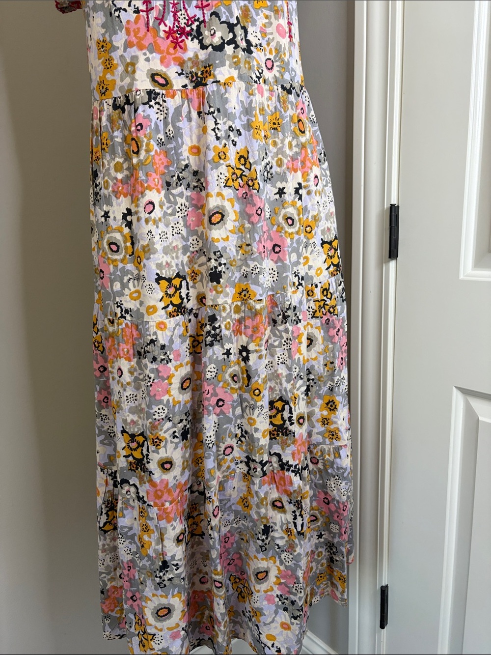 Natural Life Avery Dress embroidered floral midi print hand crochet Sz S NEW - Picture 5 of 12